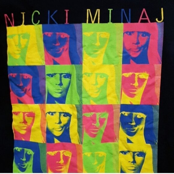 𝅺nicki MINAJ RAINBOW POPART GRAPHIC TEE - Picture 2 of 2